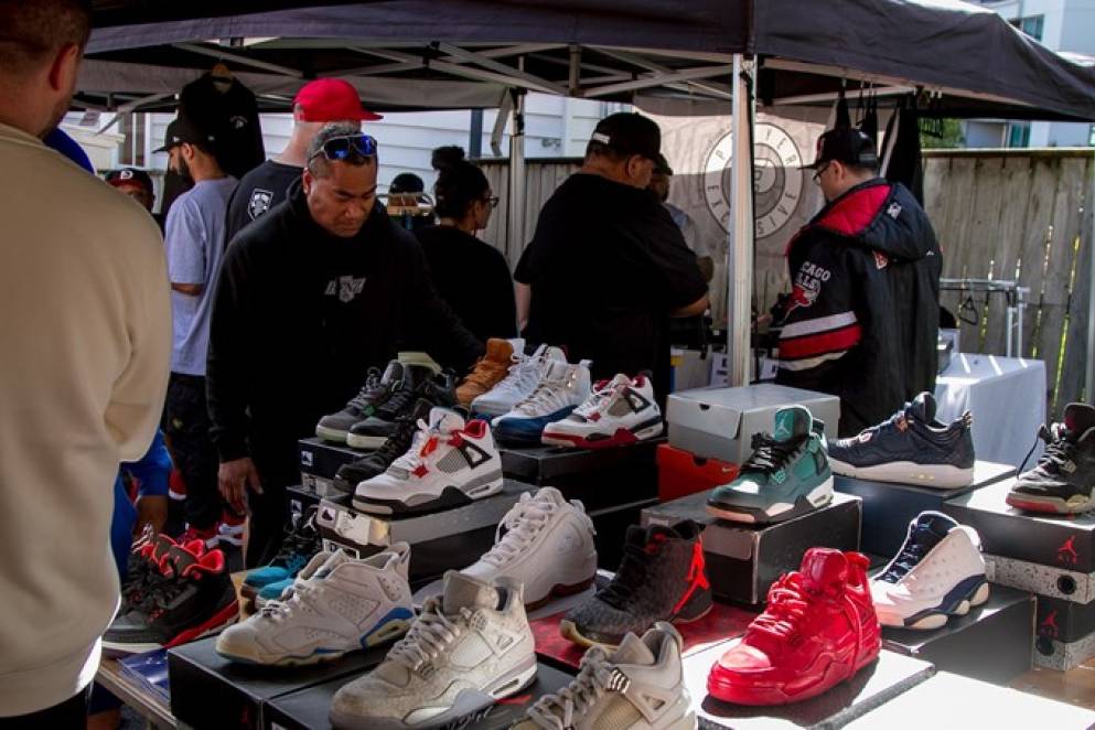 BIG FOOT NZ SNEAKER SWAP MEET