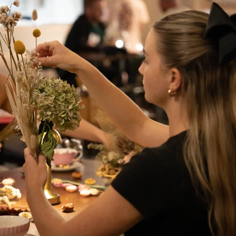 Flower workshop at Khu Khu