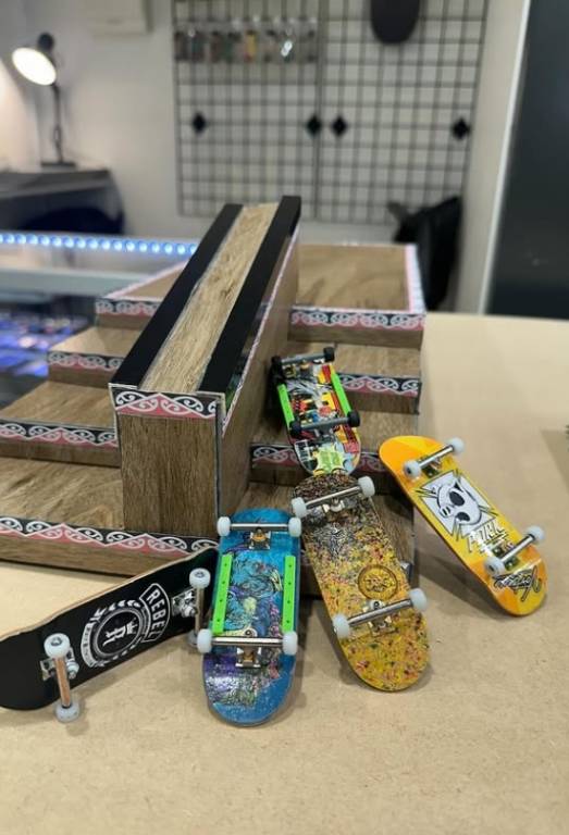 Rebel Fingerboards Queens Court