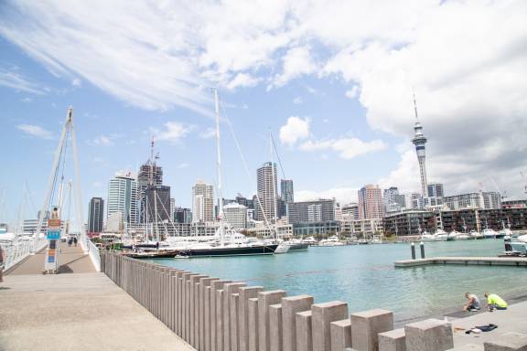 A-3-day-Auckland-city-centre-guide-1-Harbour-view.jpg Media Name: A-3-day-Auckland-city-centre-guide-1-Harbour-view.jpg