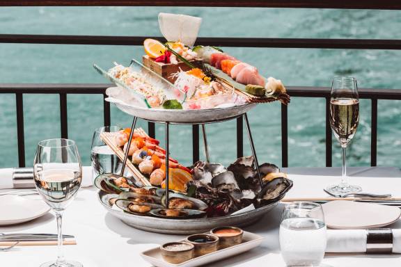 Harbourside Seafood Platter high res.jpg Harbourside seafood platter