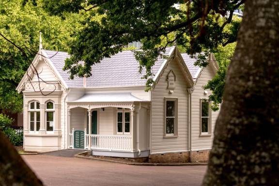 Albert Park Keepers Cottage