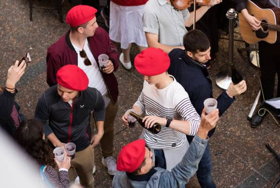Le Chef Beaujolais Nouveau Le Chef Beaujolais Nouveau