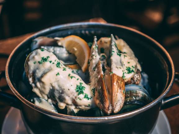 The Occidental mussel pots