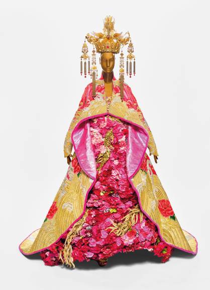 Guo Pei, Collection: Legend of the Dragon, 2012. Copyright © Guo Pei, Asian Couture Federation. All rights reserved. Photograph by Randy Dodson, courtesy of the Fine Arts Museums of San Francisco. 