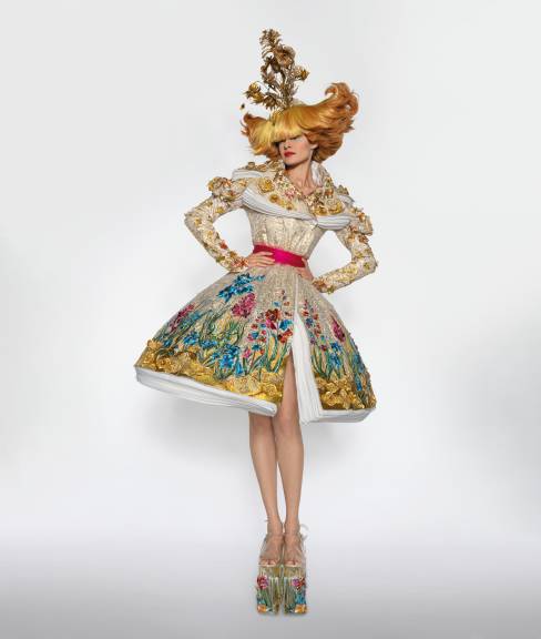 Guo Pei, Collection: Garden of the Soul, 2017.  © Guo Pei.  Photograph by LIAN Xu, courtesy of LIAN Xu.       