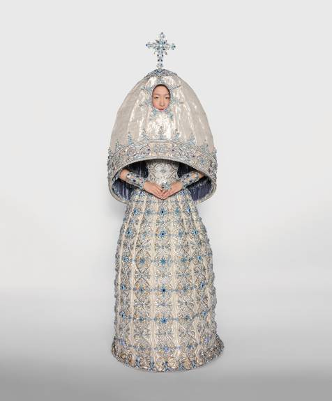 Guo Pei, Collection: Legends, 2017. © Guo Pei. Courtesy of Guo Pei