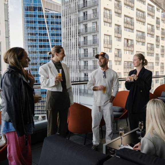 HI-SO Rooftop Bar