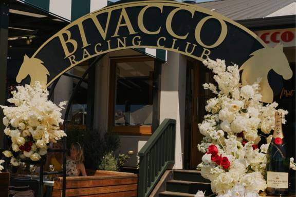 Bivacco Melborune Cup Bivacco Melborune Cup