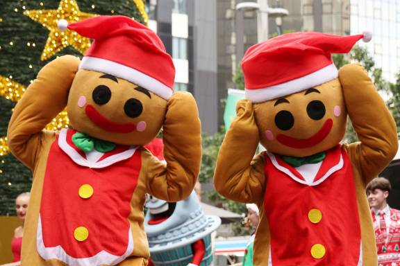 Gingerbread friends SkyCity