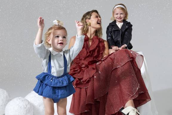 Santa's Studio Commercial Bay | Image Credits: Guy Coombes