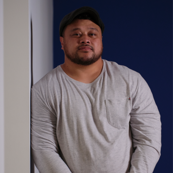 Dr Sione Faletau