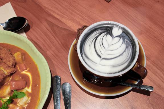Lumi Cafe