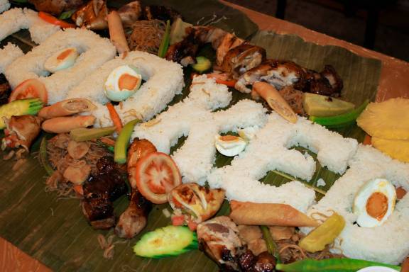 HomeCooked Restaurant Month RM26 Kamayan & Crackling Boodle Fight Night