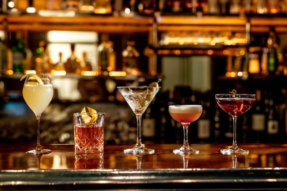Housebar at DeBretts