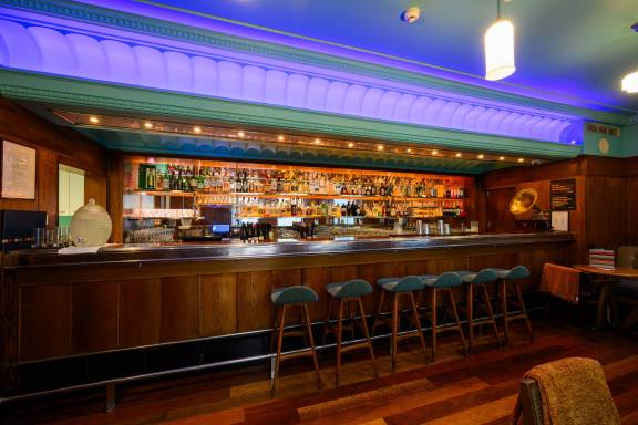 Housebar at DeBretts