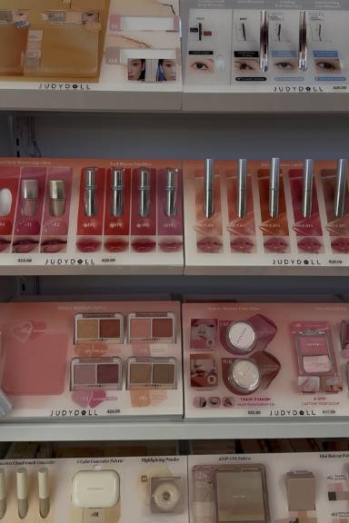 W Cosmetics 