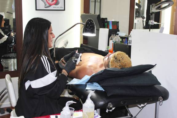 InkOn Tattoo & Piercing