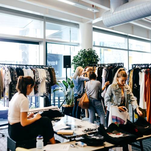 Designer Pop-Up Sale Designer Pop-Up Sale