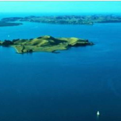 Central-Library-Islands-of-the-Hauraki-Gulf.JPG 