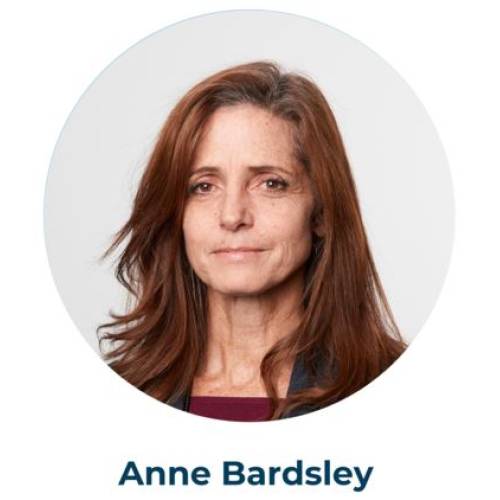 Raising-the-Bar-Anne-Bardsley.JPG 