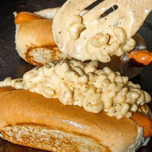 Good Dog Bad dog - mac n cheese dog