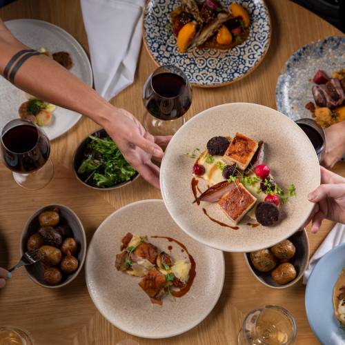 The-Cut-Restaurant-&-Bar-4.jpg