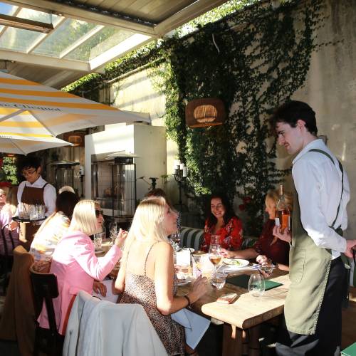 Ladies who Lunch