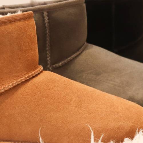 UGG