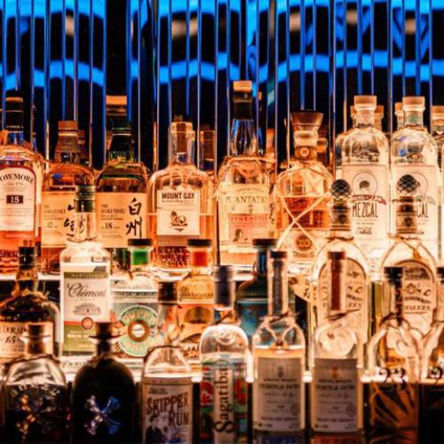 Quinn Bar