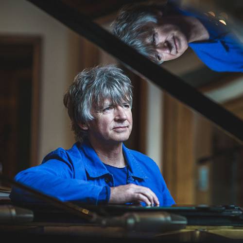 Neil Finn: Out of Silence