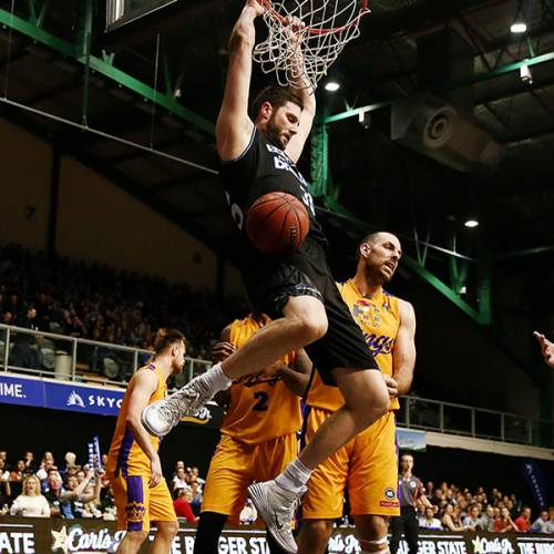 SKYCITY Breakers vs Sydney Kings