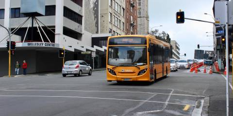 OuterLink-Bus-Around-Auckland-2.jpg 