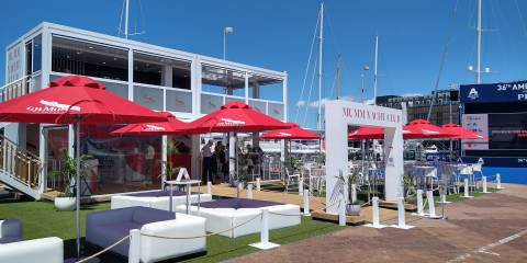 Mumm Champagne Bar