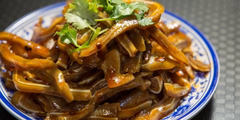 Sliced pig's ear in chilli oil
