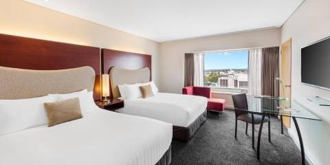 Crowne Plaza 