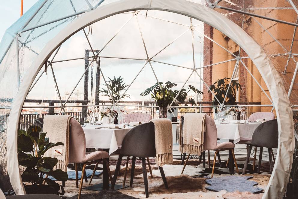 Dining under the stars