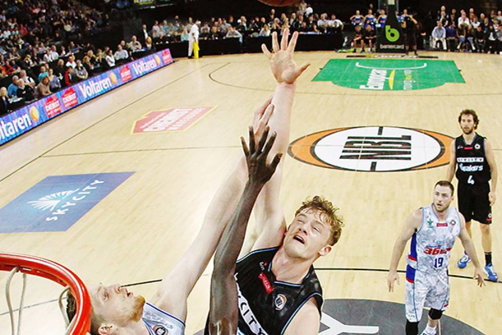 SKYCITY Breakers vs Adelaide 36ers