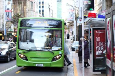 Public-transport-in-Auckland-1.jpg