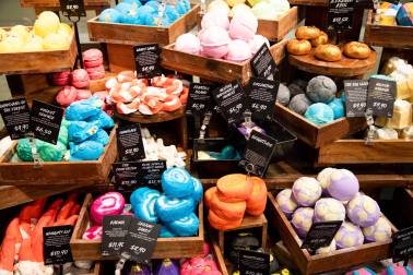 Bath water soaps