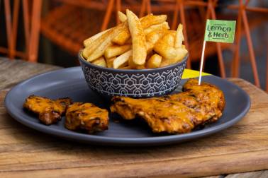 Nandos
