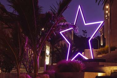 Starburst banner