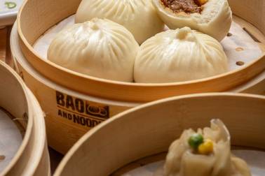 Bao & noodle lyn25