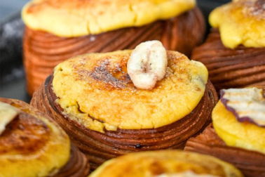 Creme brulee Luna Bakehouse