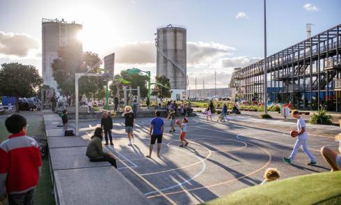 Activities Silo Park outdoor basketball court