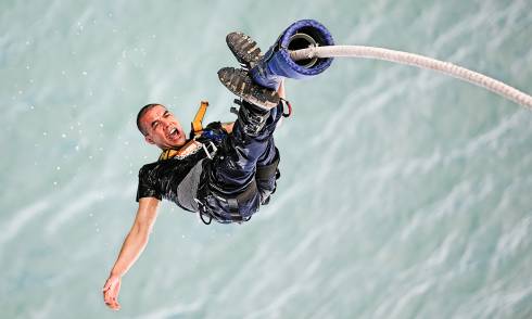 Media Name: Auckland-Bridge-Bungy.jpg
