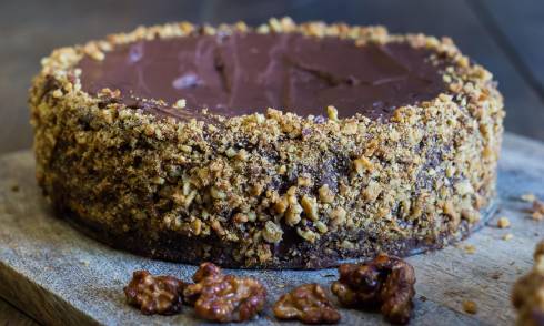 Walnut and chocolate cake