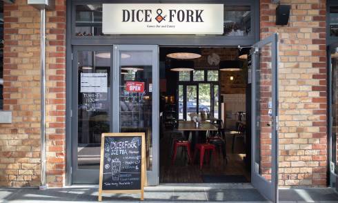 Dice discount and fork