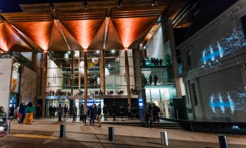 Night time exterior of Auckland Art Gallery 