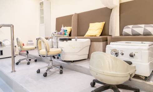 Foot spa treatment area